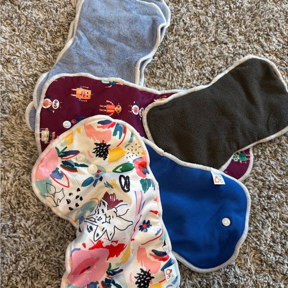 Lil Helper 2 cloth diapers with 6 snap in inserts llama red reusable baby - Picture 3 of 4